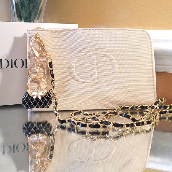 Dior - Picture 10 of 16